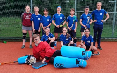 Hockey-AG des Stifts bei „Jugend trainiert für Olympia“-Turnier in Stuttgart